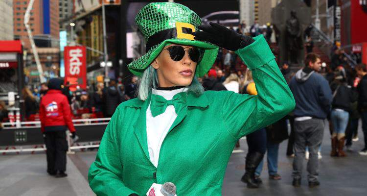 12 St. Patrick’s Day Memes & GIFs That’ll Have You Spitting Out Your Guinness from Laughing!